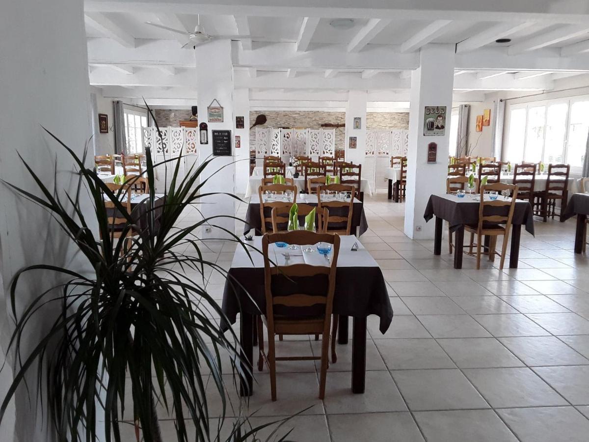 Le Mareuillais Hotel-Restaurant エクステリア 写真